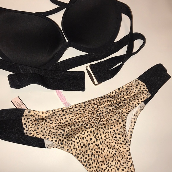 Victoria’s Secret Banded hottie halter New - Picture 8 of 8